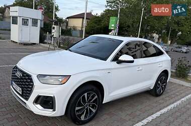 Внедорожник / Кроссовер Audi Q5 2022 в 