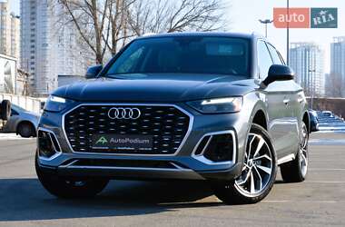 Внедорожник / Кроссовер Audi Q5 2022 в Киеве