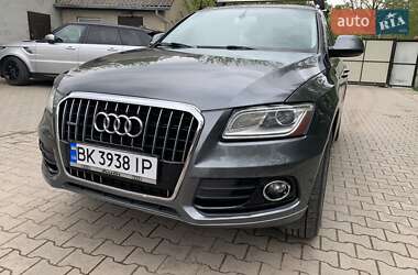 Внедорожник / Кроссовер Audi Q5 2015 в 
