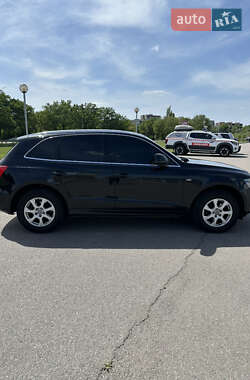 Внедорожник / Кроссовер Audi Q5 2009 в Днепре