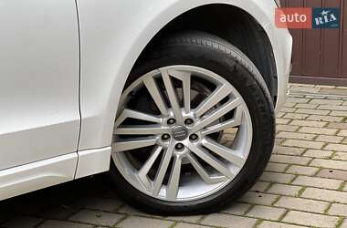 Внедорожник / Кроссовер Audi Q5 2010 в 