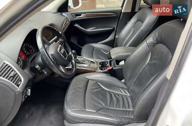 Внедорожник / Кроссовер Audi Q5 2010 в 