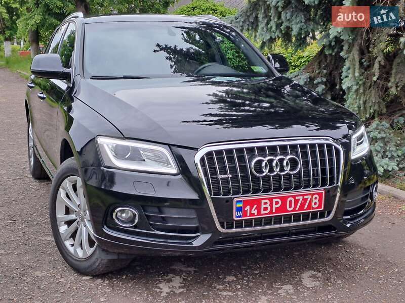 Внедорожник / Кроссовер Audi Q5 2015 в 