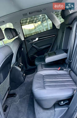 Внедорожник / Кроссовер Audi Q5 2019 в 