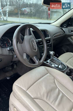 Внедорожник / Кроссовер Audi Q5 2015 в 