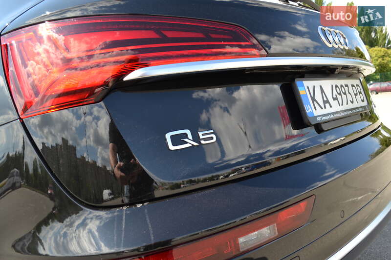 Внедорожник / Кроссовер Audi Q5 2023 в Киеве