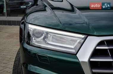 Внедорожник / Кроссовер Audi Q5 2017 в 
