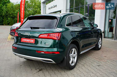 Внедорожник / Кроссовер Audi Q5 2017 в 