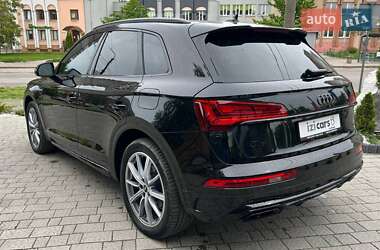 Внедорожник / Кроссовер Audi Q5 2023 в 