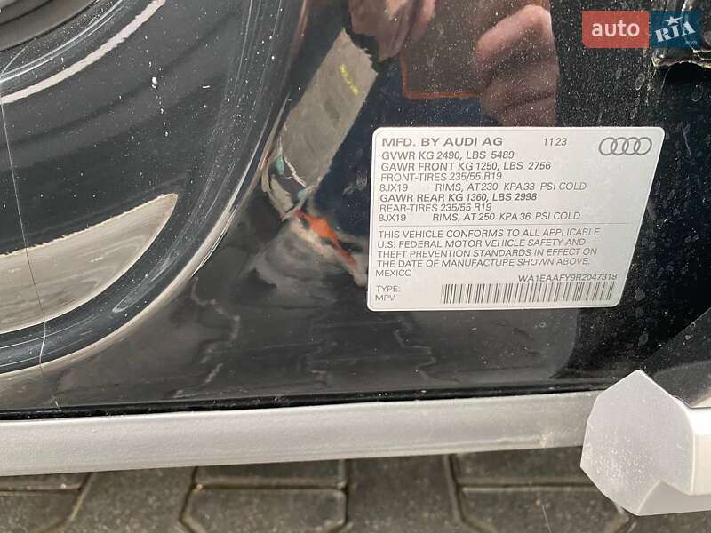 Внедорожник / Кроссовер Audi Q5 2023 в Львове