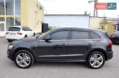 Внедорожник / Кроссовер Audi Q5 2016 в 