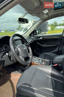 Внедорожник / Кроссовер Audi Q5 2011 в 