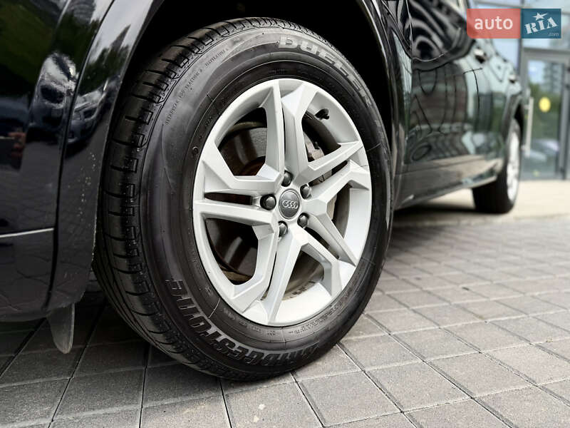 Внедорожник / Кроссовер Audi Q5 2017 в Львове