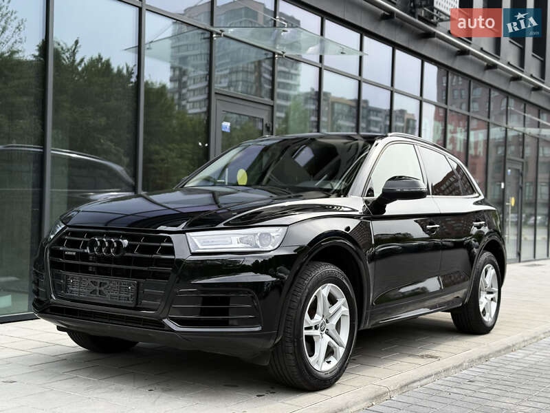 Внедорожник / Кроссовер Audi Q5 2017 в Львове