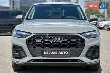 Внедорожник / Кроссовер Audi Q5 2022 в 