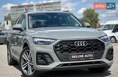 Внедорожник / Кроссовер Audi Q5 2022 в 