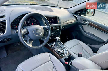 Позашляховик / Кросовер Audi Q5 2014 в 