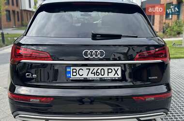 Внедорожник / Кроссовер Audi Q5 2021 в 