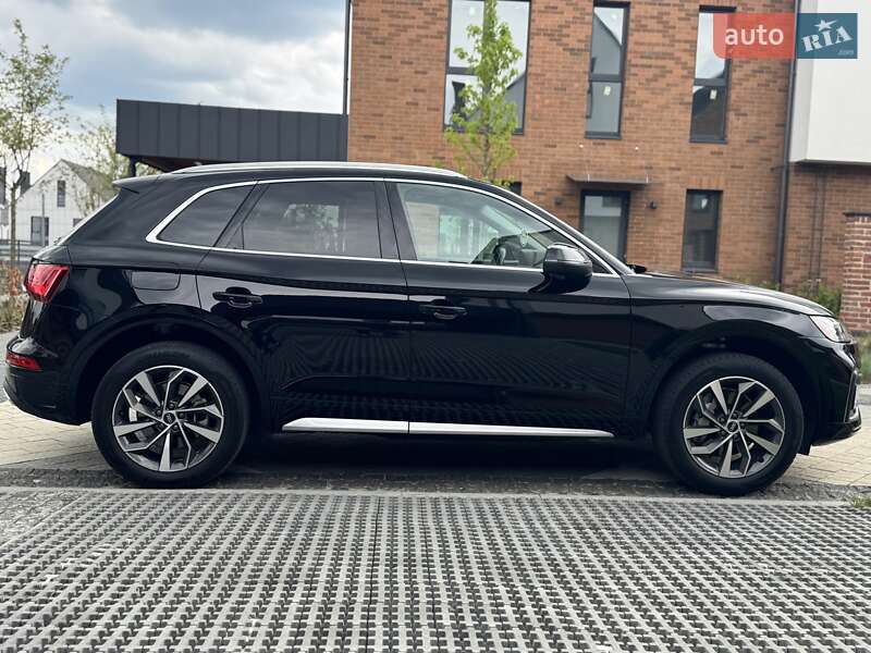 Внедорожник / Кроссовер Audi Q5 2021 в Львове