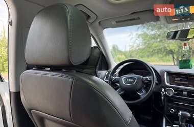 Внедорожник / Кроссовер Audi Q5 2013 в 