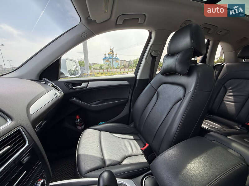 Позашляховик / Кросовер Audi Q5 2013 в Кривому Розі