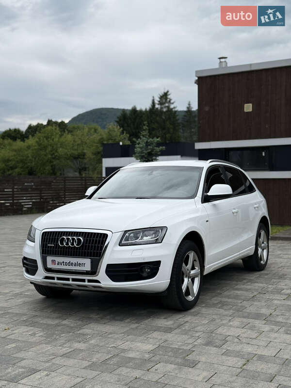 Внедорожник / Кроссовер Audi Q5 2012 в Тячеве