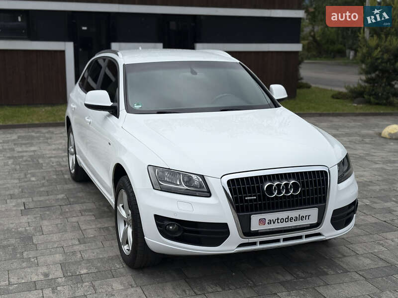 Внедорожник / Кроссовер Audi Q5 2012 в Тячеве