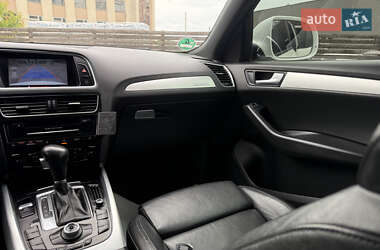 Внедорожник / Кроссовер Audi Q5 2012 в 