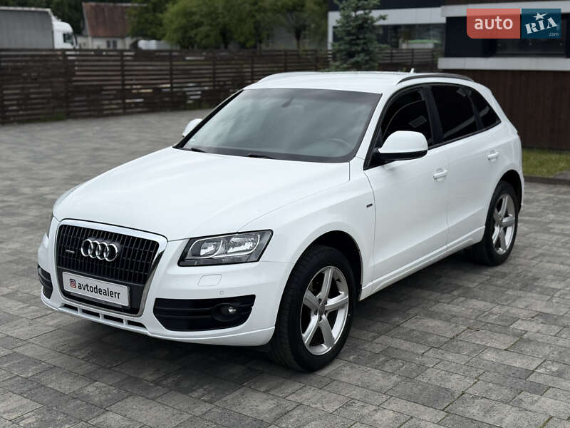 Внедорожник / Кроссовер Audi Q5 2012 в Тячеве
