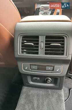 Внедорожник / Кроссовер Audi Q5 2021 в 