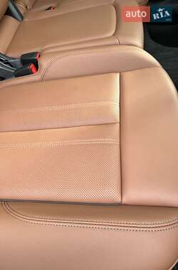 Внедорожник / Кроссовер Audi Q5 2021 в 