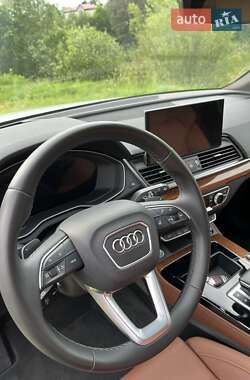 Внедорожник / Кроссовер Audi Q5 2021 в 