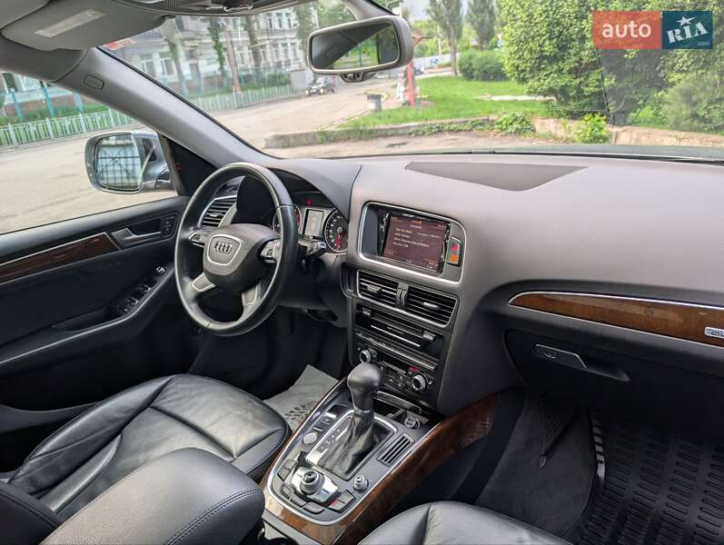 Внедорожник / Кроссовер Audi Q5 2015 в Киеве