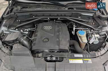 Позашляховик / Кросовер Audi Q5 2015 в 