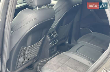 Внедорожник / Кроссовер Audi Q5 2020 в 