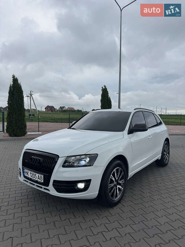 Внедорожник / Кроссовер Audi Q5 2012 в Ровно