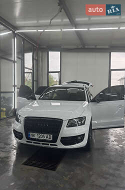 Позашляховик / Кросовер Audi Q5 2012 в 