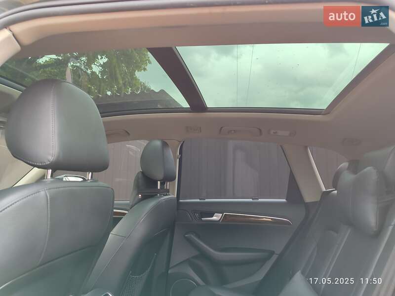 Внедорожник / Кроссовер Audi Q5 2012 в Семеновке