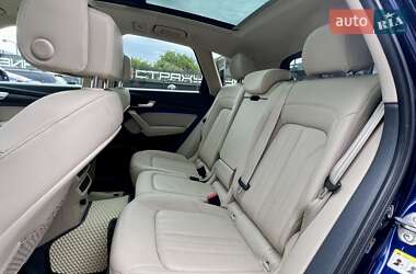 Позашляховик / Кросовер Audi Q5 2017 в 