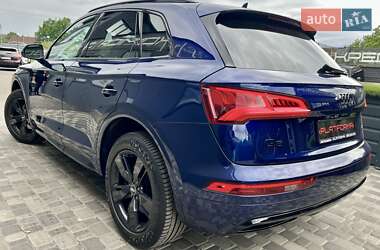 Позашляховик / Кросовер Audi Q5 2017 в 