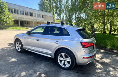 Внедорожник / Кроссовер Audi Q5 2018 в 