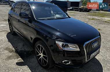 Внедорожник / Кроссовер Audi Q5 2015 в 