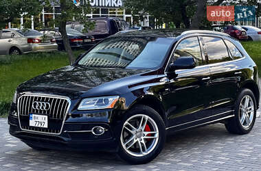 Внедорожник / Кроссовер Audi Q5 2015 в 