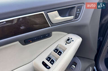 Внедорожник / Кроссовер Audi Q5 2015 в 