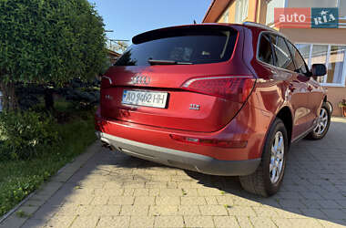 Внедорожник / Кроссовер Audi Q5 2011 в 