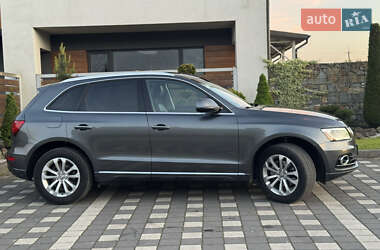 Внедорожник / Кроссовер Audi Q5 2015 в 