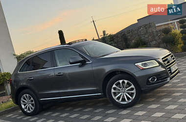 Внедорожник / Кроссовер Audi Q5 2015 в 