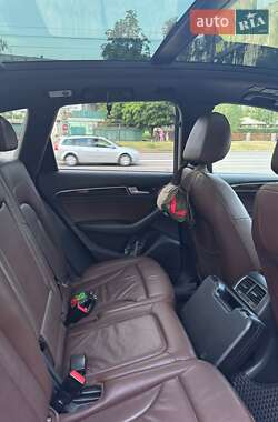 Внедорожник / Кроссовер Audi Q5 2012 в 