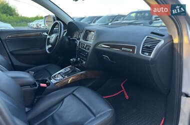 Внедорожник / Кроссовер Audi Q5 2015 в 
