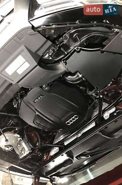 Внедорожник / Кроссовер Audi Q5 2020 в 